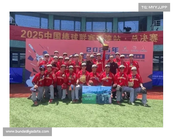 王子杰赛后揭露重剑金牌背后伤病困扰与坚韧奋斗历程 王子杰赛后揭露重剑金牌背后伤病困扰与坚韧奋斗历程